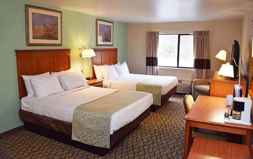 Beachfront Hotel Houghton Lake Facilities photo