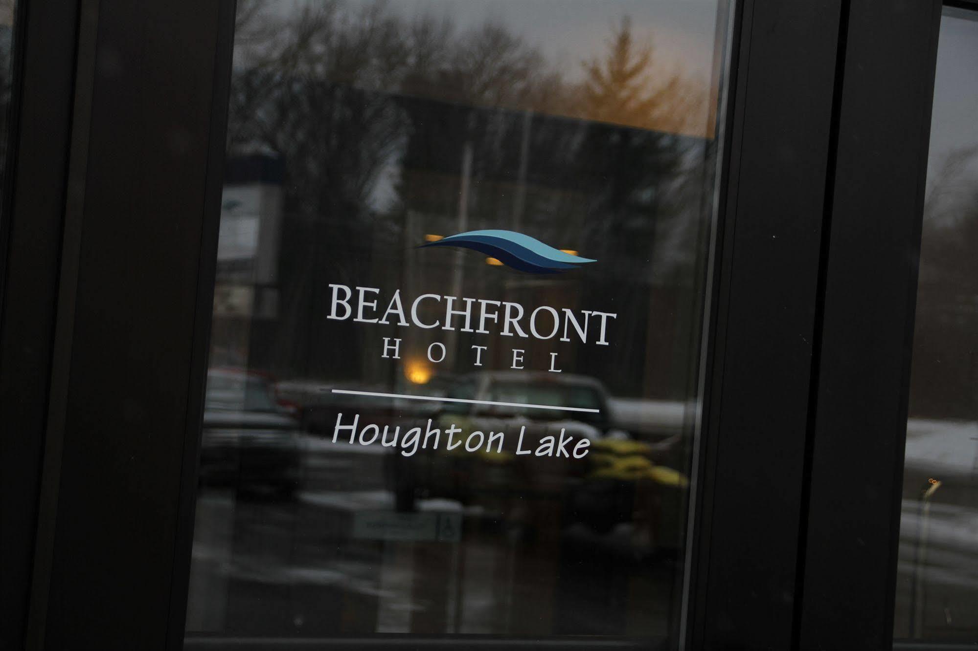 Beachfront Hotel Houghton Lake Exterior photo